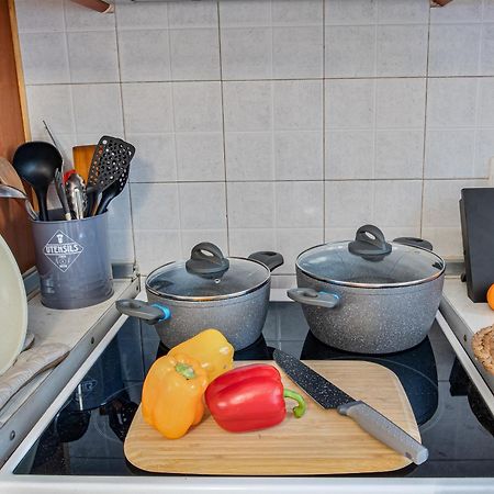 House Of Velenia - 2 Bedroom Apartment Near Old Town, Airport And Bus Station Corfu  Екстериор снимка