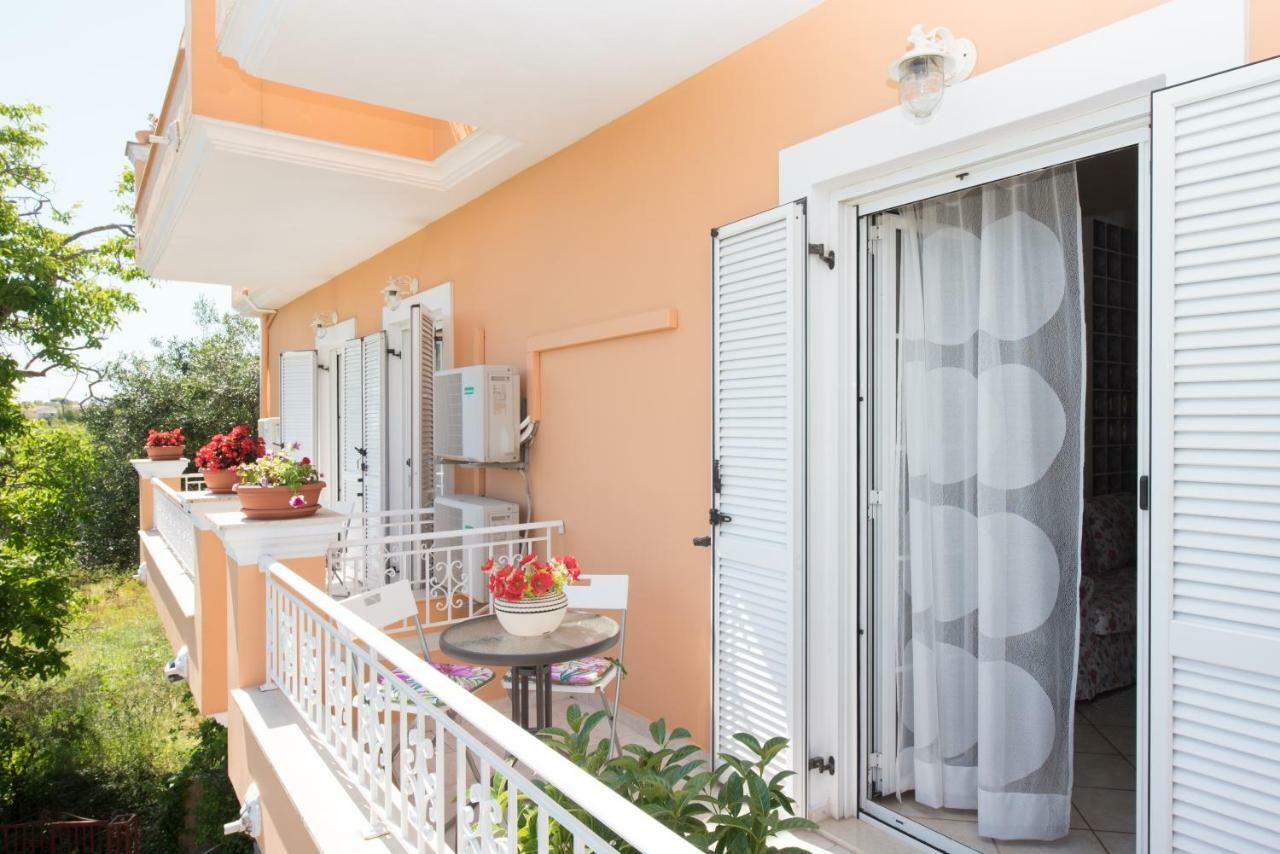 House Of Velenia - 2 Bedroom Apartment Near Old Town, Airport And Bus Station Corfu  Екстериор снимка